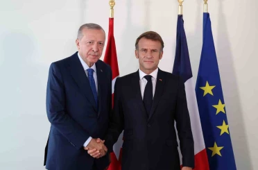 Cumhurbaşkanı Erdoğan, Fransa Cumhurbaşkanı Macron ile görüştü 
