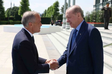 Cumhurbaşkanı Erdoğan, Kanada Başbakanı Mark Carney’i kabul etti 