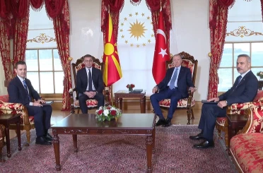 Cumhurbaşkanı Erdoğan, Kuzey Makedonya Başbakanı Mickoski’yi kabul etti 