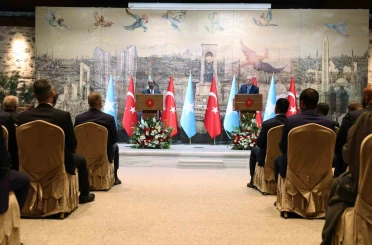 Cumhurbaşkanı Erdoğan: "Malezya ile atabileceğimiz müşterek adımları değerlendirmeyi sürdüreceğiz" 