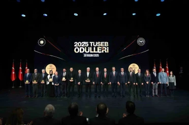 Cumhurbaşkanı Erdoğan’dan ERÜ’ye ödül 
