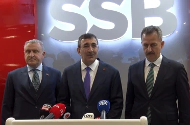 Cumhurbaşkanı Yardımcısı Cevdet Yılmaz "Türkiye savunma sanayiinde bir devrim yaşadı" 