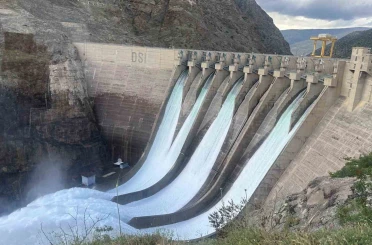 Çüngüş’te baraj yolundaki bozuk güzergahın onarılması istendi 