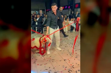 Damada verilen hediyeye herkes şaştı kaldı 