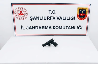 Damadın ateşlediği silahtan çıkan yorgun mermi vatandaşı yaraladı 