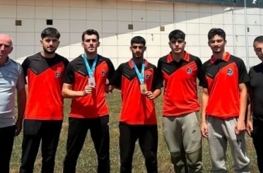Darıcalı karateciler Samsun’dan 4 madalyayla döndü 