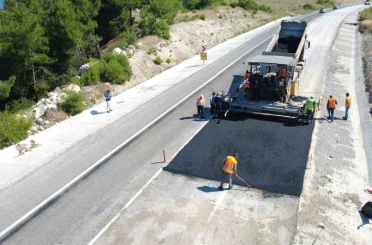 Demirci’de ulaşım yatırımları hız kazandı 