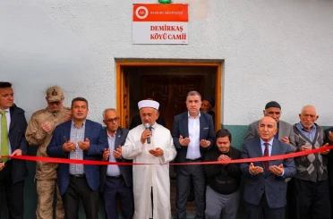 ‘Demirkaş Köyü Camii’ dualarla ibadete açıldı 