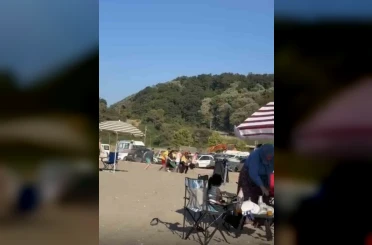 Denizde boğulma tehlikesi geçiren kişiyi vatandaşlar kurtardı 