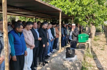 Denizde cansız bedenleri bulunmuştu: İki arkadaştan birinin cenazesi defnedildi