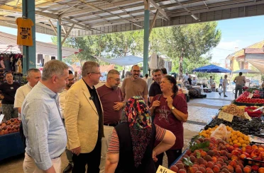 Denizli AK Parti Kayıhan Pazarının nabzını tuttu 