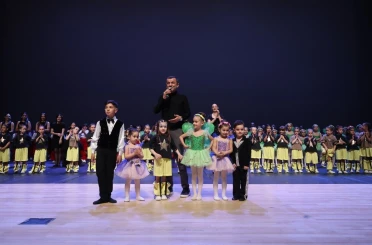 Denizli Büyükşehir’in 23 Nisan etkinlikleri miniklerle başladı 
