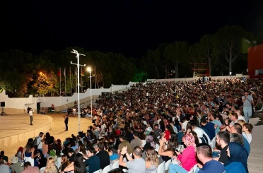 Denizli’de açık havada sineması keyfi başladı 