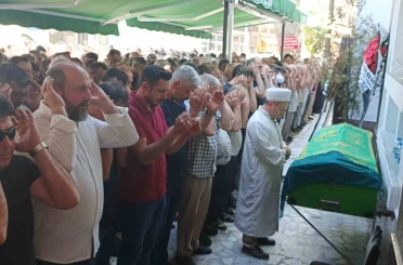 Derbent Barajı’nda ölü bulunan 2 çocuk annesi kadın, son yolculuğuna uğurlandı 