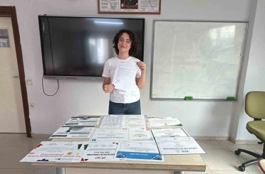 "Ders çalışırken yemek yemeyi bile unuttum" diyen Ayşe Naz, Amerikan Rice Üniversitesi’nden ve NASA’dan eğitim daveti aldı 