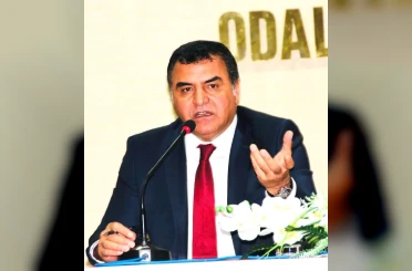 DESOB Başkanı Ebedinoğlu: "Geçici ticaret uğruna kalıcı esnafımızı kaybetmeyelim" 