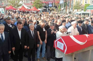 Devrekli Kıbrıs Gazisi son yolculuğuna dualarla uğurlandı 