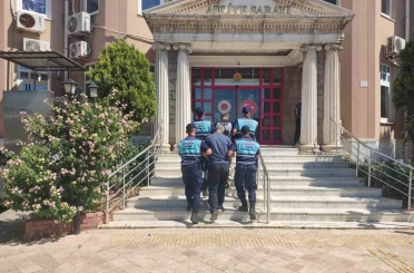 Didim’de 16 düzensiz göçmen yakalandı, 2 organizatör tutuklandı 