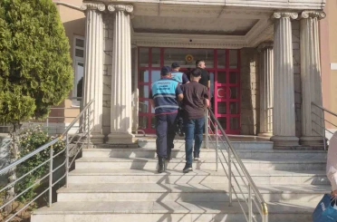 Didim’de 22 düzensiz göçmen yakalandı 