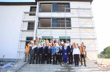 Dikmeli İlkokulu yeni eğitim dönemine hazırlanıyor 