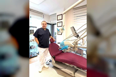 Diş Hekimi Dündar Özbaylar: "Kemik yetersizliğinde implant tedavisi mümkün" 