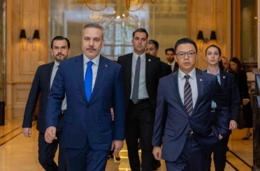 Dışişleri Bakanı Fidan, Endonezyalı mevkidaşı Sugiono ile görüştü 