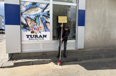 Diyadin’de sağanak yağış sonrası su birikintileri oluştu 