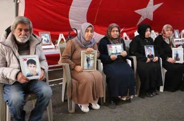 Diyarbakır annelerinden CHP’ye çağrı 
