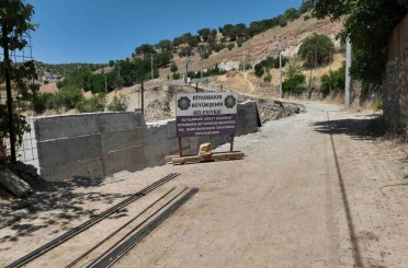 Diyarbakır kırsalında yollar yenileniyor 