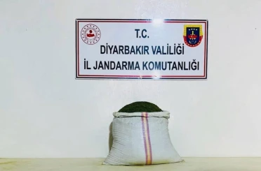 Diyarbakır’da 10 kilo esrar ele geçirildi 