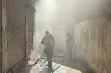 Diyarbakır’da ayakkabı deposundaki yangın 22 saat sonra söndürüldü 