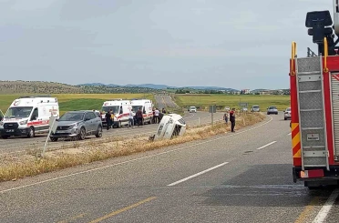 Diyarbakır’da otomobil takla attı: 4 yaralı 