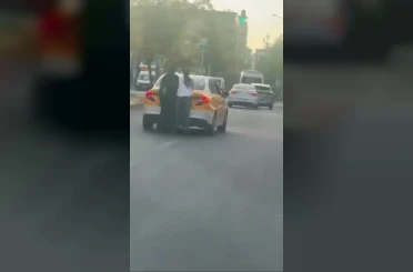 Diyarbakır’da patenli gençlerin tehlikeli yolculuğu 