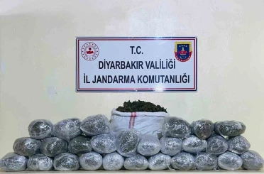Diyarbakır’da yaklaşık 55 kilo uyuşturucu ele geçirildi 