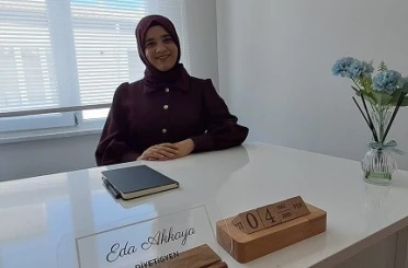 Diyetisyen Akkaya’dan yaz sıcaklarında sıvı ve elektrolit dengesi uyarısı 