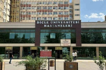 Doğum iznine çıkmak isteyen başhemşirenin görevinden olduğu iddiası 