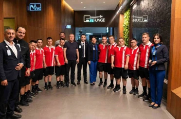Down Futsal Milli Takımı’nın Genuine Cup için ABD’ye yolculuğu başladı 