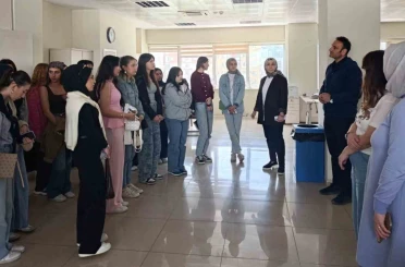 DPÜ Domaniç MYO öğrencilerinden SGK’ya Sosyal Güvenlik Haftası ziyareti 
