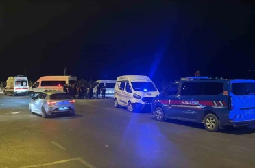 Düğün konvoyunda yaşanan tartışma meydan savaşına döndü: 4 yaralı 
