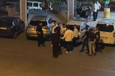Düğün salonundaki tartışma tekmeli yumruklu kavgaya dönüştü 