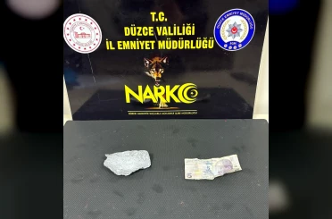 Düzce’de 2 zehir tacirine polis operasyonu 