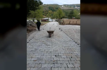 Düzce’de köy iç yollarda kış öncesi son çalışmalar yapılıyor 