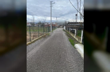 Düzce’de köy yollarında iyileştirmeler sürüyor 
