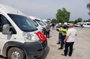 Düzce’de okul servis araçları denetimi sürüyor 