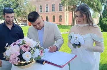 Edirne’de 33 çiftin mutluluğu aynı tarihte buluştu: Evlenmek için 06.06.2026’yı seçtiler 