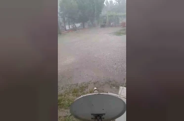 Edirne’de Kapıkule bögesinde dolu yağışı etkili oldu 