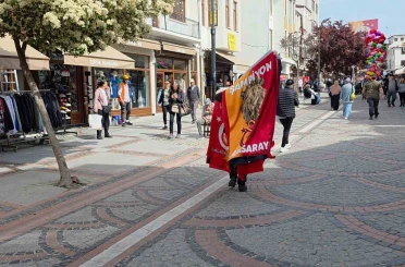 Edirne’de Saraçlar Caddesi’nde Süper Lig heyecanı sokaklara taşındı 