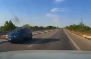 Edirne’de ters yönde ilerleyen otomobil trafikte tehlike saçtı 