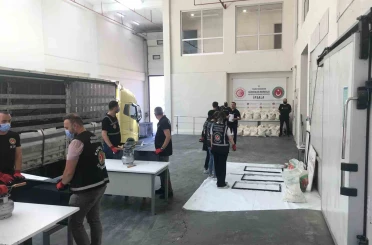 Edirne’de tırda 1,5 ton uyuşturucu ele geçirildi 