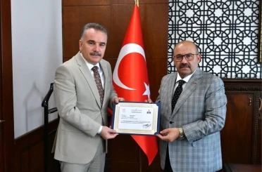 Edremit Kaymakamı Ahmet Odabaş’tan Vali Ustaoğlu’na veda ziyareti 